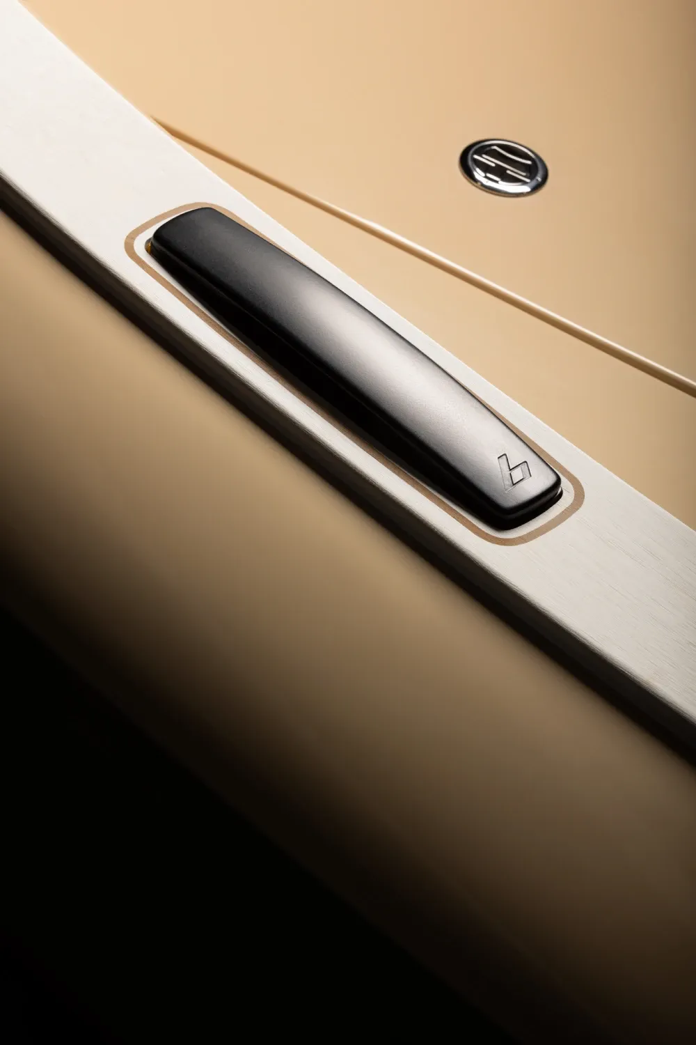 Mea materials and finishes